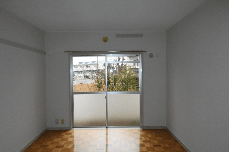 12_住戸内の洋室