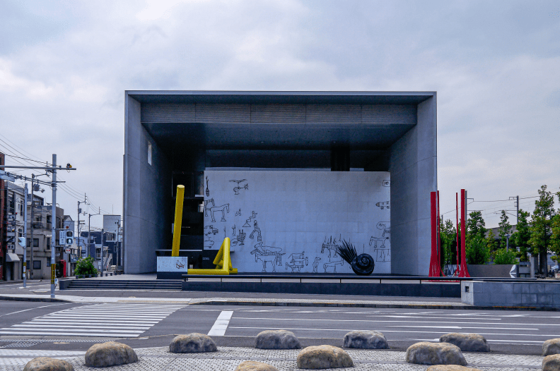 02_外観１（東面）