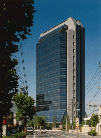 03_福武書店本社ビル_竣工写真 外観東北面