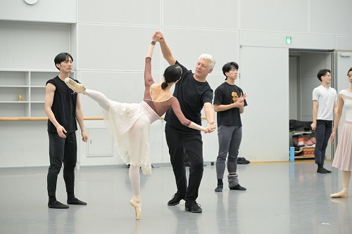 ウィル・タケットとのリハーサルの様子　撮影：鹿摩隆司