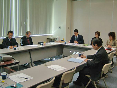 写真:運営委員会の様子 その2